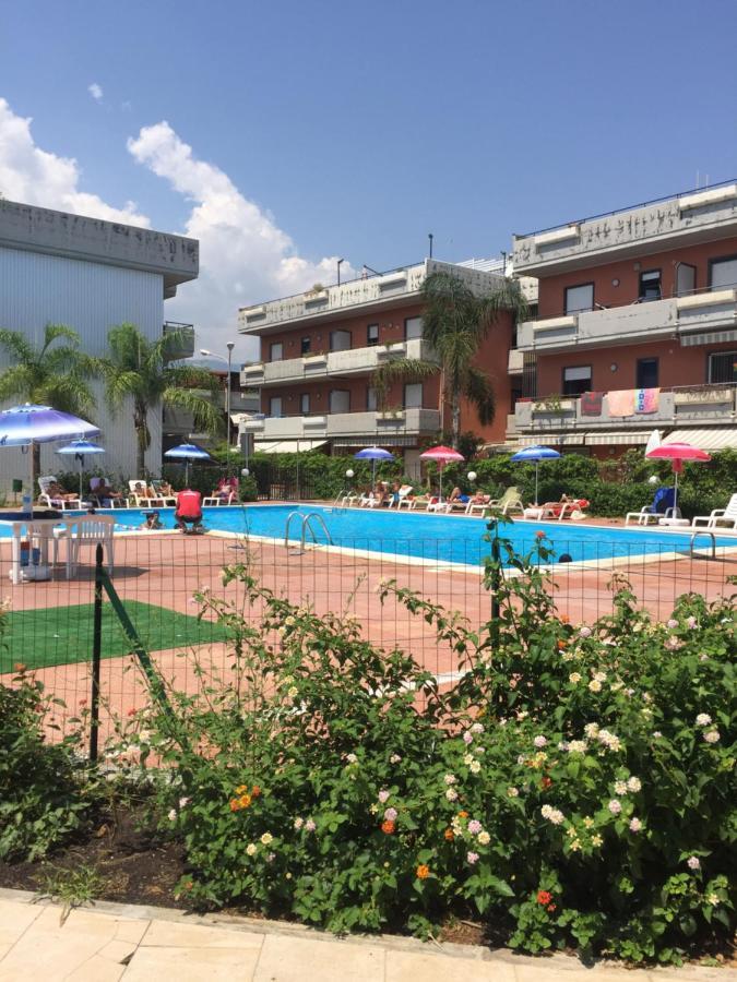 Апартаменти Taormina Mare Piscina Fondachello Фондакелло Екстер'єр фото