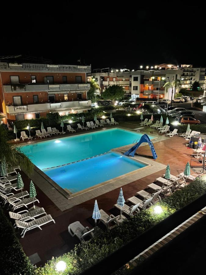 Апартаменти Taormina Mare Piscina Fondachello Фондакелло Екстер'єр фото